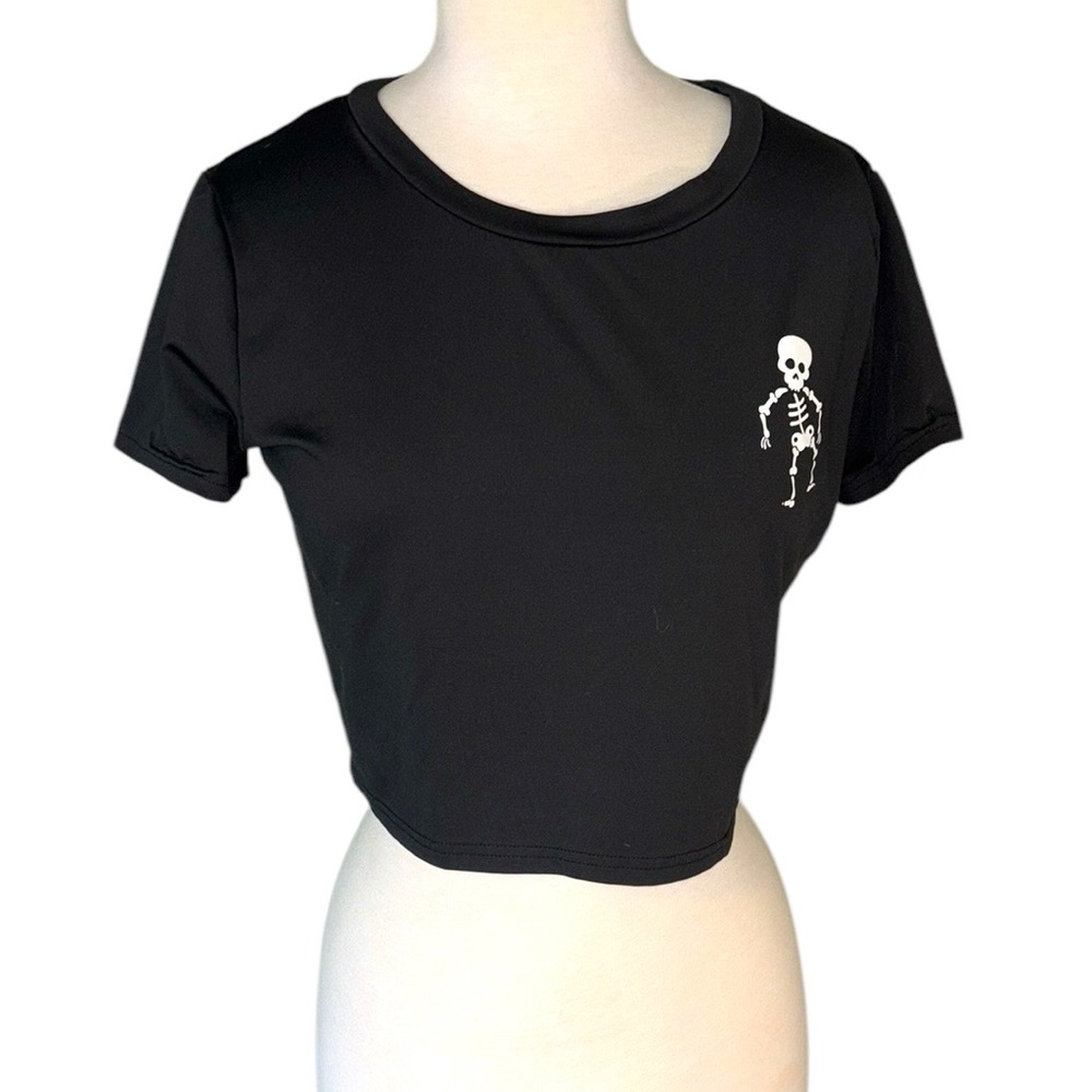 Black Skeleton Graphic short sleeve Crop Top Size Medium